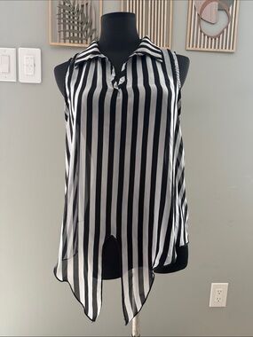 Papaya Black & White Striped Sleeveless Collared Tunic